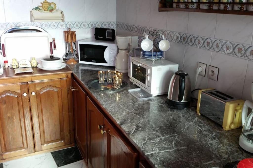 Appartement Tetouan Saniat Ramel Airport Plage Martil Wifi Exteriör bild